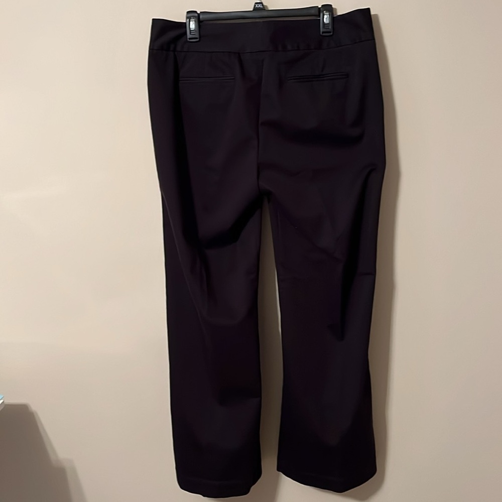 Dockers Mid Rise Curvy - Picture 4 of 9